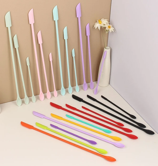 Commercial Kitchen Products - Spatule en silicone à manche long,